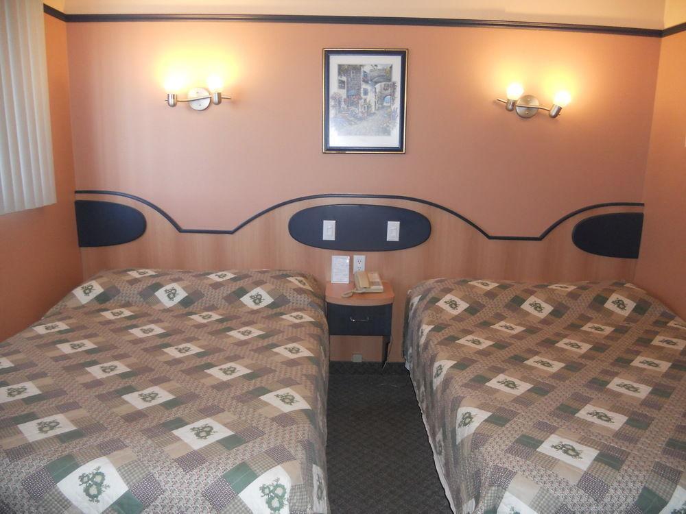 Motel Normandie Louiseville Eksteriør billede